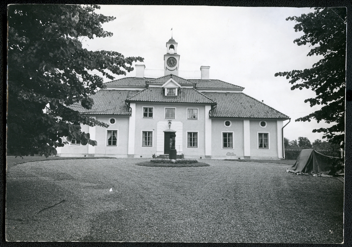 Haraker sn, Svanå herrgård.