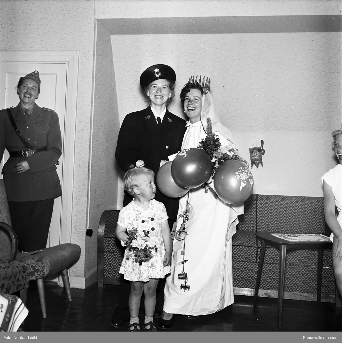 Möhippa med militärt tema på LV5.
