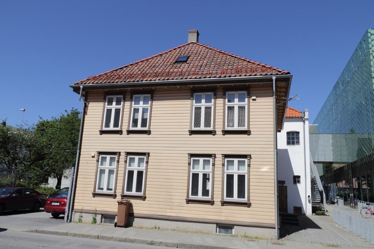 Møllemesterboligen, Krossen