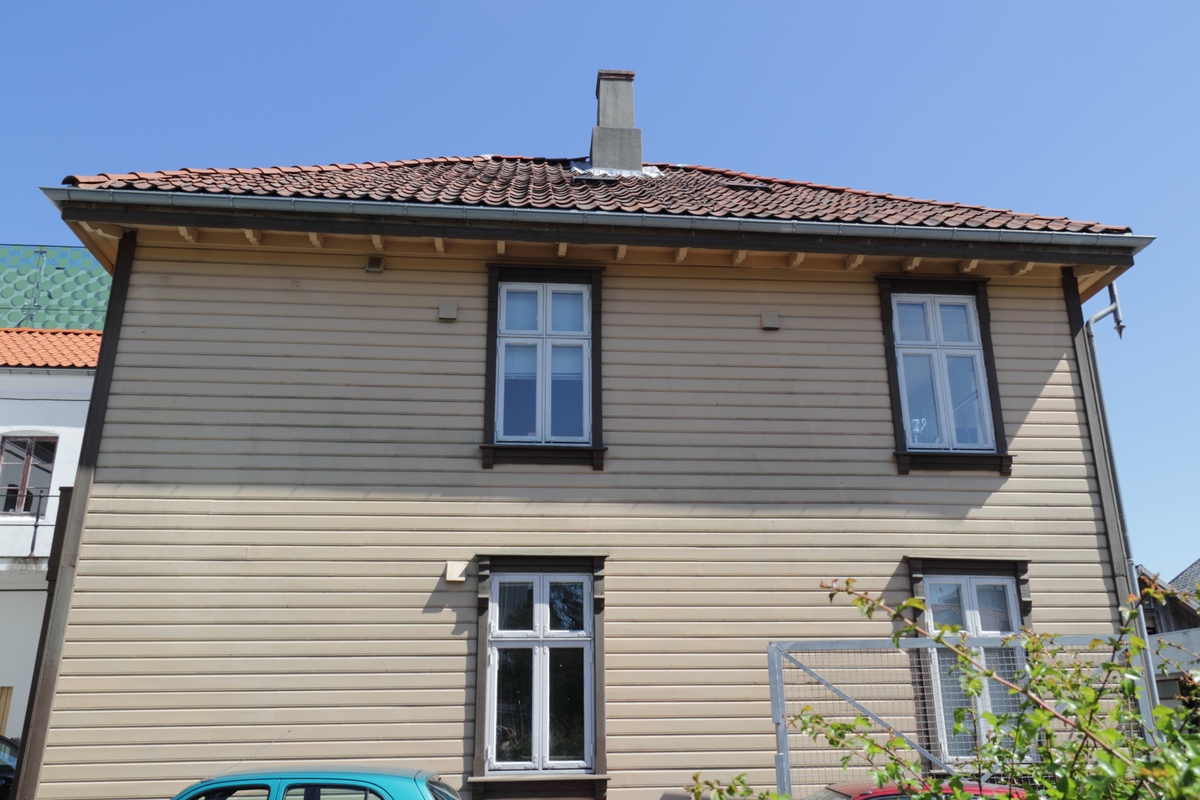Møllemesterboligen, Krossen