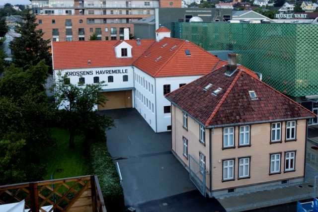 Møllemesterboligen, Krossen