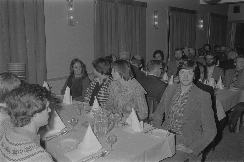 Helgeland Historielag og Historisk klubb Tromsø.
Seminar i Mosjøen 3-5.Nov.1978.
Fra middagen/åpningen.
