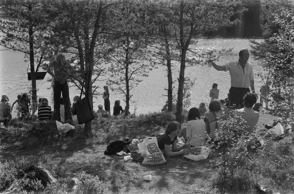 Utflukt til Mosåsen. Flere bilder, bading, pølsegrilling m.m.