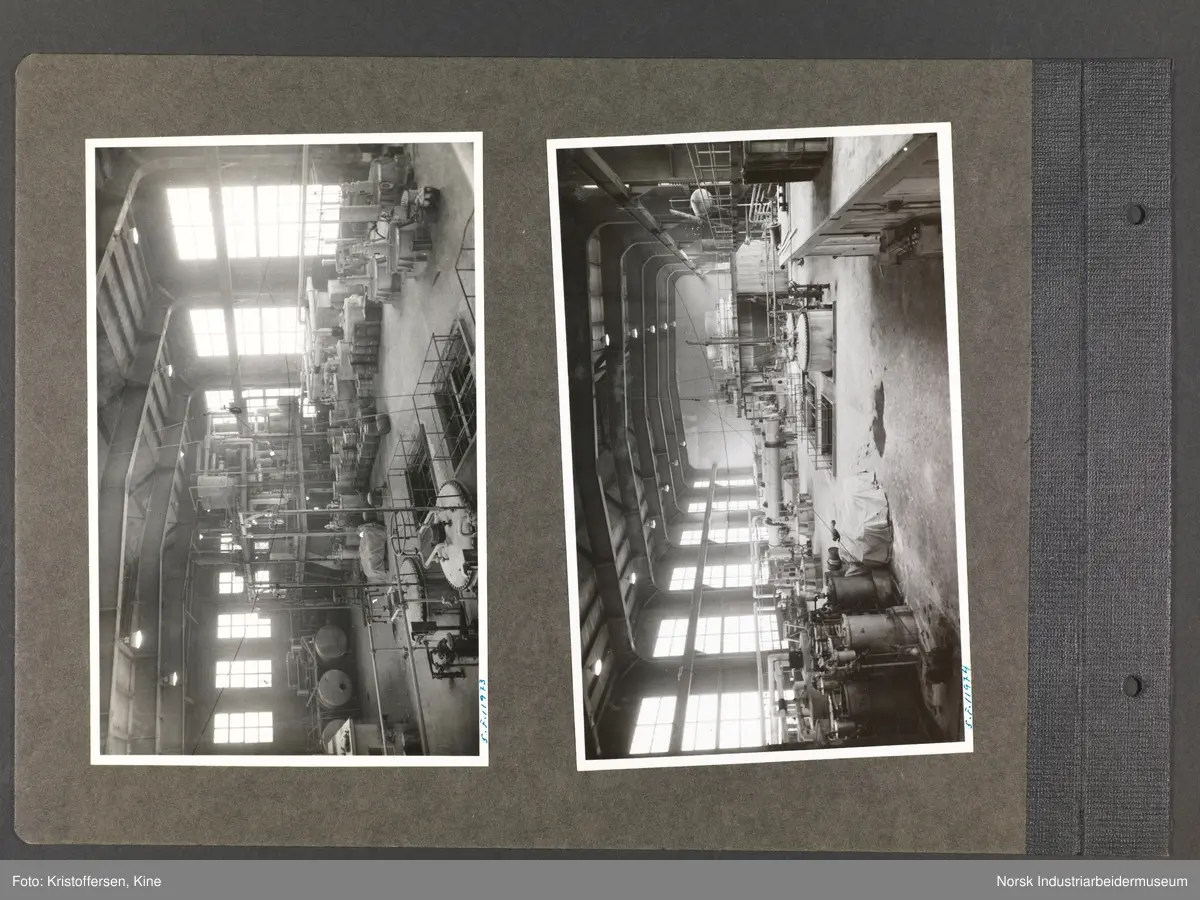 Fotoalbum med 48 sider og 61 innlimte fotografier fra Norsk Hydro på Herøya.