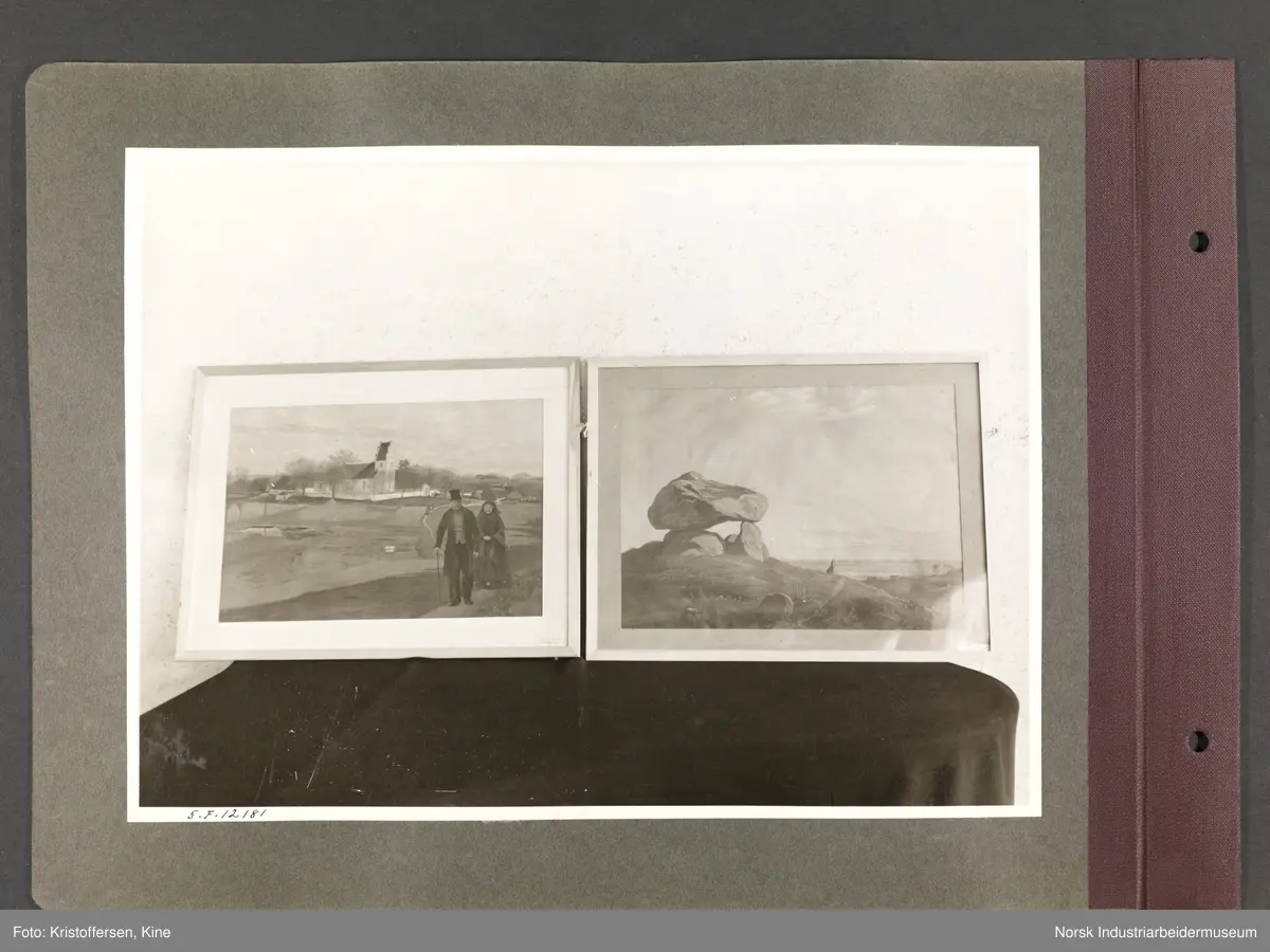 Fotoalbum med 48 sider og 48 innlimte fotografier fra Norsk Hydro på Herøya.