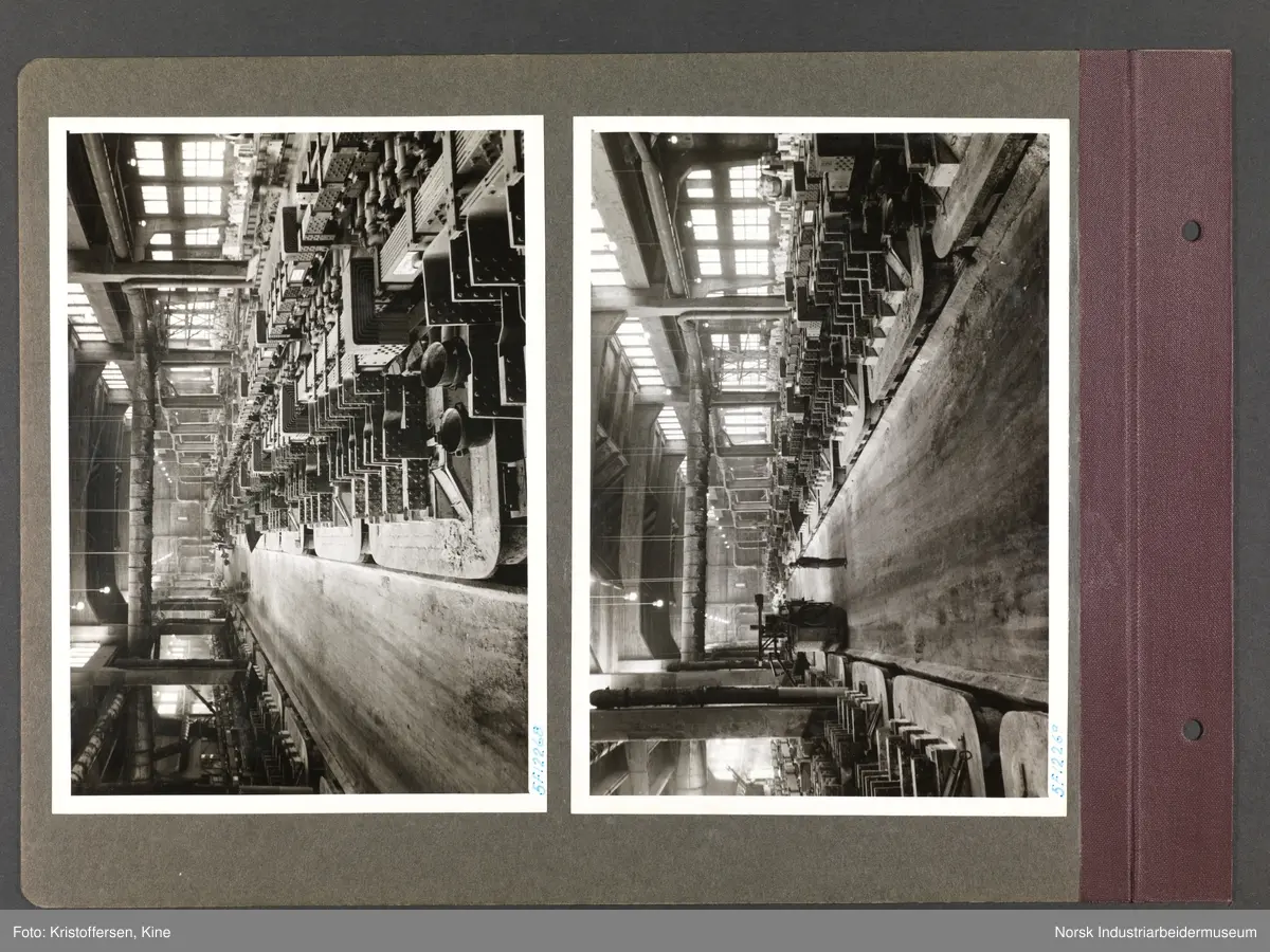 Fotoalbum med 50 sider og 123 innlimte fotografier fra Norsk Hydro på Herøya.