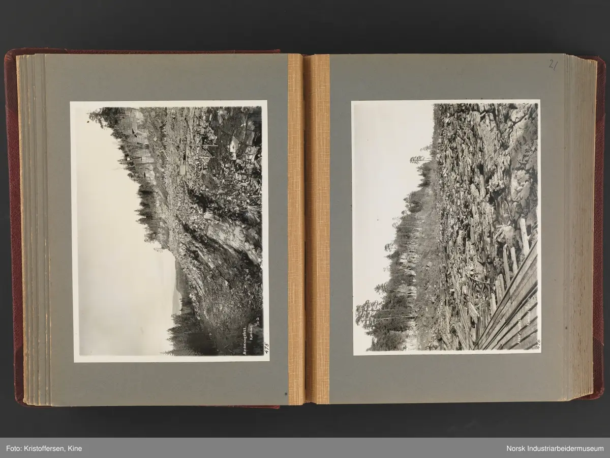Fotoalbum med 88 sider og 116 innlimte fotografier fra Norsk Hydro på Herøya. Fotografiene viser starten av Eidanger Salpeterfabriker