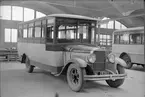 Studebakerbuss. Karossen tillverkad av Aktiebolaget Svenska Järnvägsverkstäderna, ASJ. Leveransfoto.