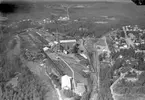 Flygfoto över stationen och samhället Hyltebruk.