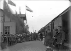 UWHJ station . Troligtvis invigning efter breddningen till normalspår, år 1898.