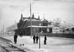 Borås nedre station på vintern. Stationen uppfördes 1894 och fick då namnet Borås Nedre. 15 maj 1930 bytte stationen namn till Borås Central.