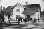 Lessebos Stationen togs i bruk1874.Ligger 34 km från Växjö och 8 km från Karlskrona.