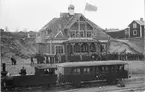 Stationen togs i bruk 1907. Första persontåget.