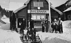 Bergbanans nedre station som ligger vid Fjällgården. Banan byggdes mellan åren 1908 och 1910. Detta var den första fasta förbindelsen upp till fjället.