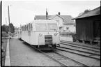 Hilding Carlsson motorvagn SJ Yo1p 725 vid Myresjö station. Statens Järnvägar.