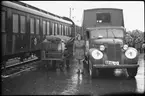 Under evakueringen av finska flyktingar, hösten 1944. Ambulans från Röda Korset.