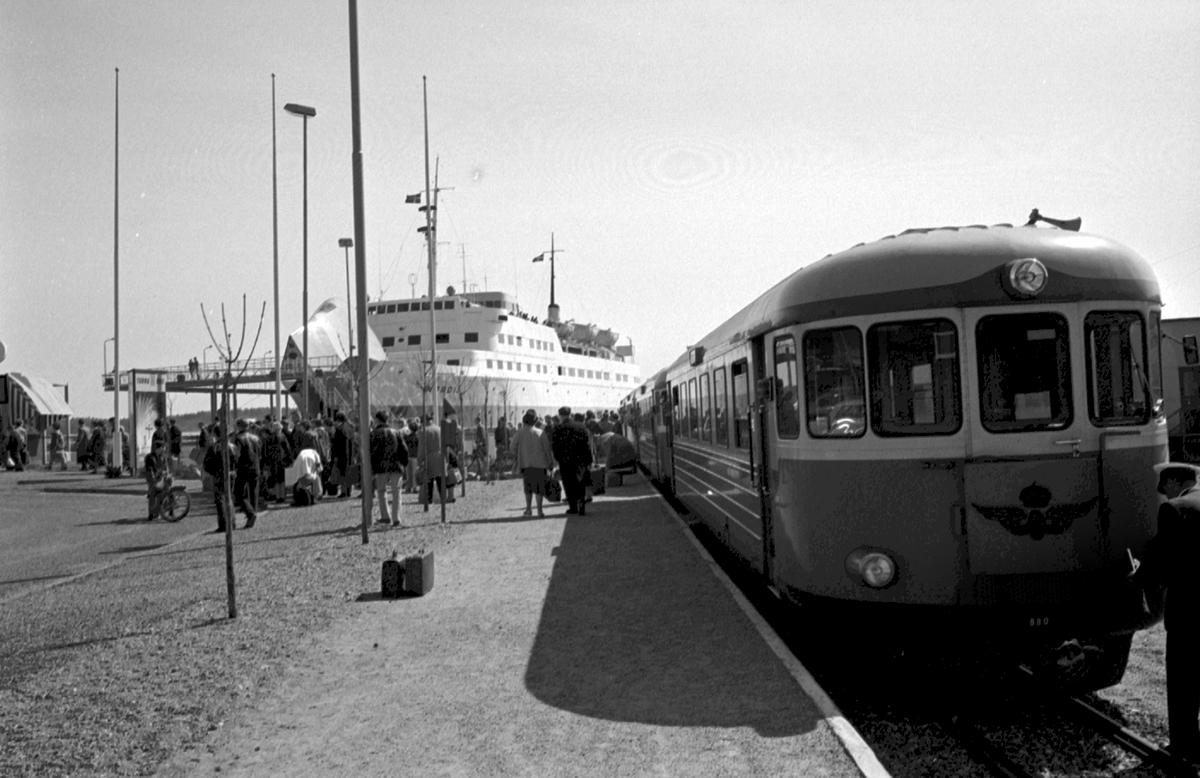 Ålandsresa. SJ Y6 . M/S Nordia