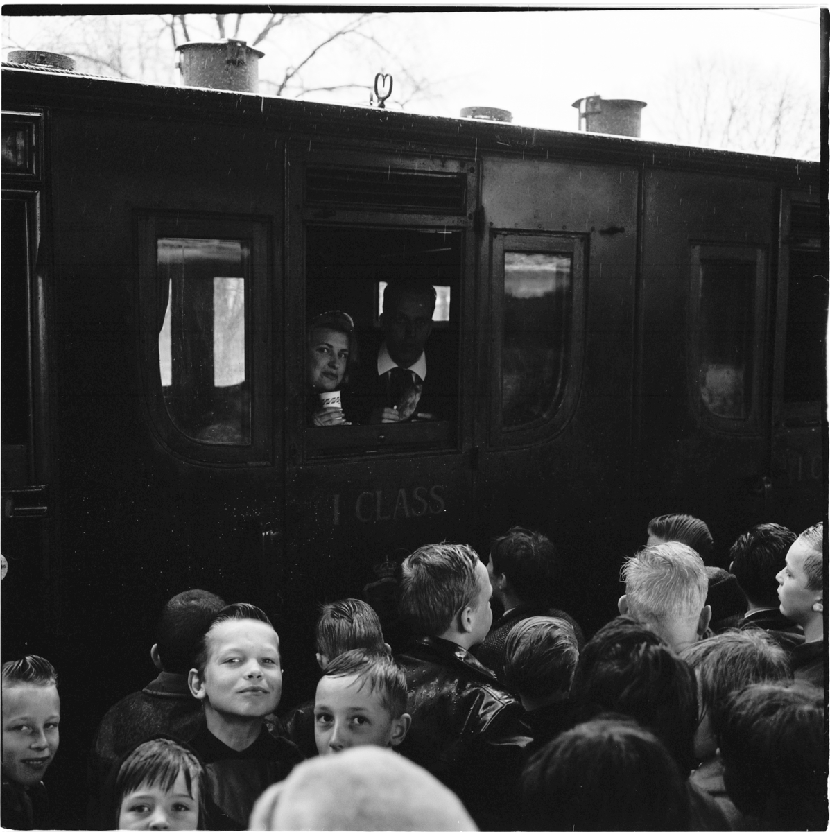 Historiska tågets resa från Stockholm till Göteborg för invigningen av Tåg 62. SJ A 103