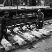 Spårarbete, Flisby-Solberga. Uttransport av färdigt spårspann