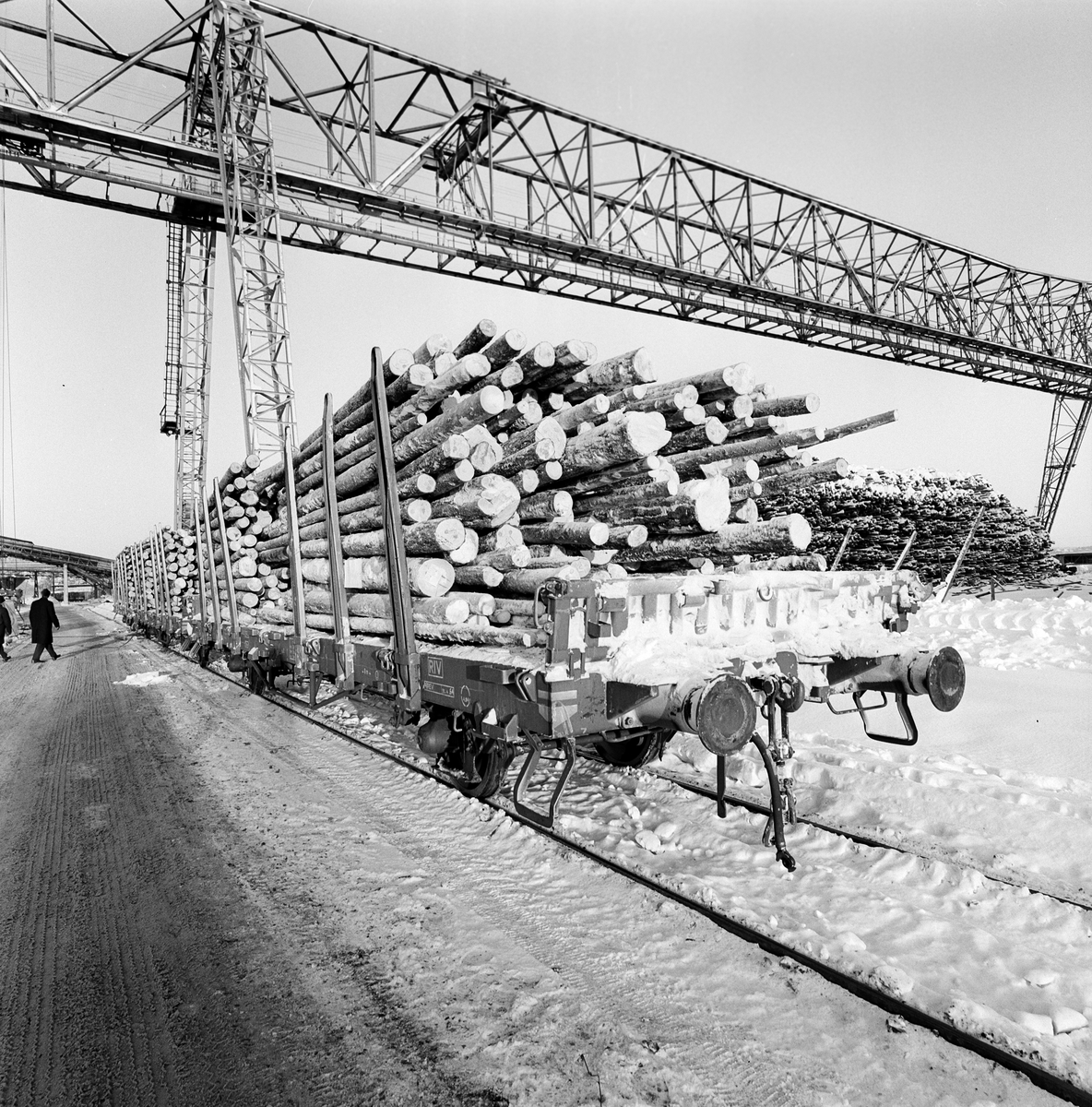 Massavedstransport Åsarna-Sundsvall, Suc. SJ Ore vagn. Brokran