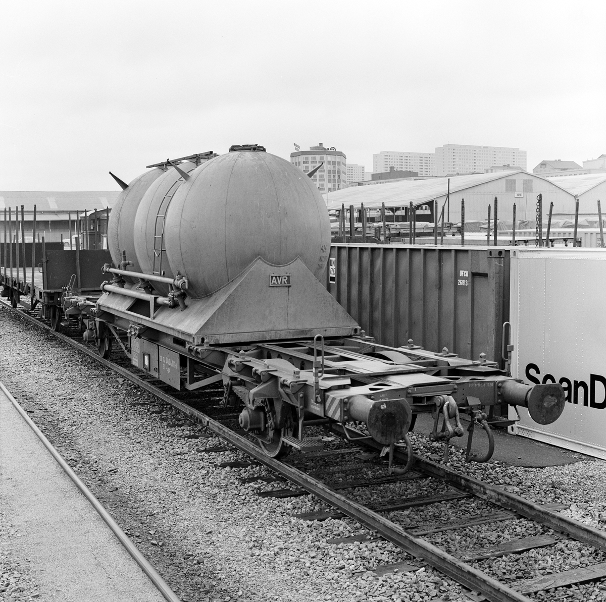 Statens Järnvägar, SJ Lgjs 2074. Containervagn Solnaterminalen.