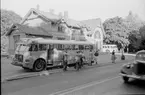 Statens Järnvägar, SJ-buss vid busstation. Före detta stationshuset Lund - Bjärreds Järnväg, LBJ.