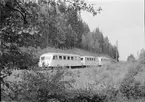 Rälsbusståg på linjen.