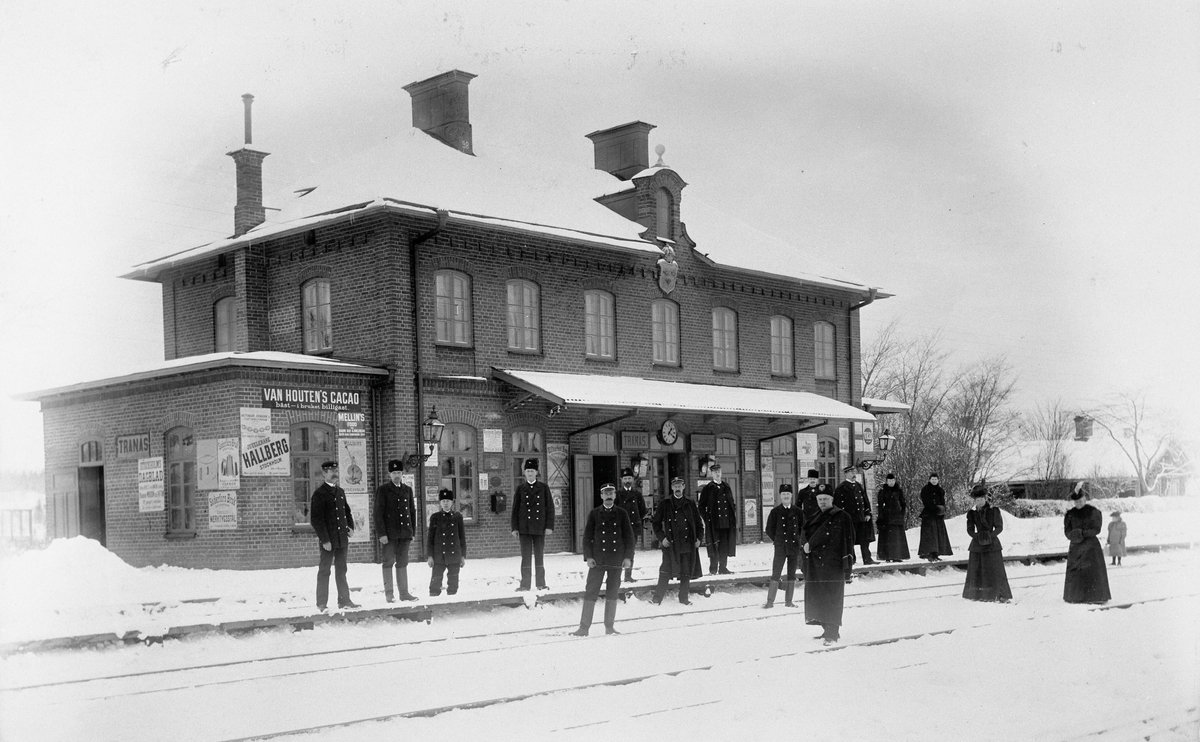 Stationen togs i bruk 1874.