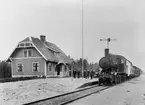 Hultaberg station
CHJ-lok 16 + SJH 3. [Kristianstad-Hässleholms Järnväg]