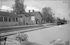 Stationen, uppförd 1874. 1935 gjordes en grundlig reparation.  Järnvägen elektrifierades 1937.