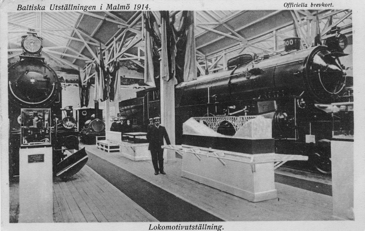 Ånglok F 1200.
Tillverkningsnummer: NH 1020. Överhettare W. Schmidts patent.
Längd: 21,3 m
Vikt: 142 ton
Höjd på drivhjulen: 1880 mm
Högsta tillåtna hastighet: 90 km/h framåt och 60 km/h bakåt
Effekt: 1550 hk
Kolförråd: 6,5 ton
Vattenförråd: 25 kbm

Se även F 1202, Jvm 20813.