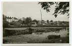 Järnvägsbron över Arbogaån i Kungsör sett från Kungsudden, på linjen mellan Kungsör och Valskog.