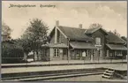 Rosersberg station sedd från spår.