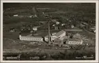 Flygfoto över Ulriksfors pappersmassefabrik.