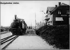 Kneippbadens station, namnet  ändrades senare  till Norrköping V. Tågsätt med ånglok, Norra Östergötlands Järnvägar, NÖJ lok 10 