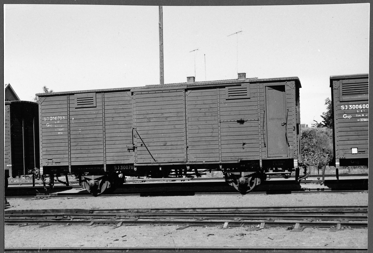 Statens Järnvägar, SJ Gsp 300783 och SJ Gsp 300600.