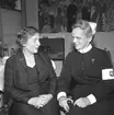 Husmor Anna-Lisa, vårdhemmet, avgår.
December 1956.