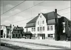 Stationen anlades 1879.
Pingstaftonens förmiddag 1910 brann stationen ned till grunden tillsammans med Hotell Drott, Lilla Hotellet och Järnvägshotellet. Stationsbyggnaden var från sitt ursprungliga skick påbyggd med en våning, samt en farstu norrut. 1912 stod det nya stationshuset färdigt. Intill dess användes en reservstation i en fastighet som tillhörde DJ och som låg vid spårområdet på södra sidan. 
DJ , Dalslands Järnväg