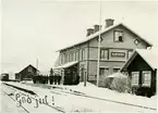 Station anlagd 1878. Tvåvånings stationshus i trä. Mekanisk växelförregling