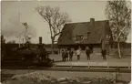 Stationen anlades 1912. 1939-40 moderniserades såväl expeditionslokalerna som bostadslägenheten. Tvåvånings tegelbyggnad