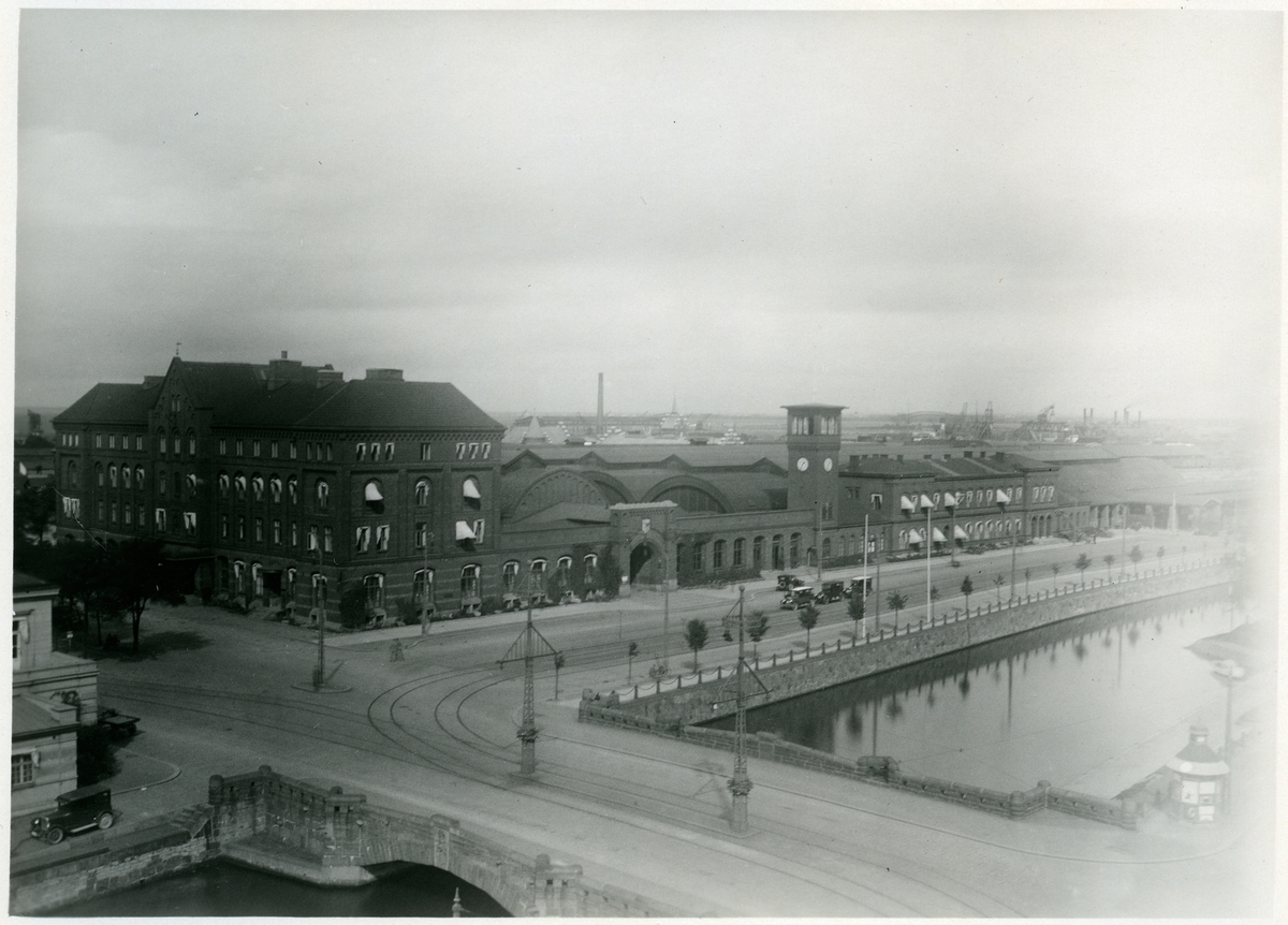 Vy över Malmö Central järnvägsstation.