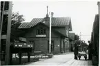 Stationen uppfördes 1872 . Stationshuset rivet och ersatt med ett nytt på 1950-talet. Stationen öppnad för allmän trafik 22.12.1873 .