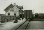 Söderköpings första stationshus. Vikbolandsbanan, VB Lok 8.