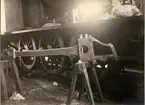Ånglok HNJ Lok 24:s högra vevstaksbygel. Brusten 1918-11-16 vid Sperlingsholm.