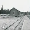 Kianäs station, Mönsterås Järnväg .
Foto taget från den nedlagda bandelen Sandbäckshult - Fagerhult.
Trafiken nedlagd 1959-09-01