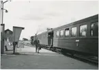 Rånäs station Stockholm - Roslagens Järnvägar (SRJ), maj 1956.