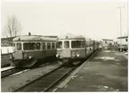 Ulricehamn station, på spåret rälsbussarna Statens Järnvägar  SJ Y7 1169 och SJ Y7 1246.