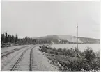 Porjus bangård.
Station anlagd 1912. En- och enhalvvånings träbyggnad. Stationen flyttad 850 norrut 1921.Stationen flyttades ytterligare engång, omkring 1975.