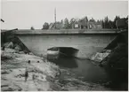 Förberedelse för dubbelspår linjen Järna-Katrineholm.
Bron vid Skeboån.