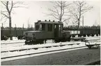 Orrskog station. Untraverkens accumulatorlok.